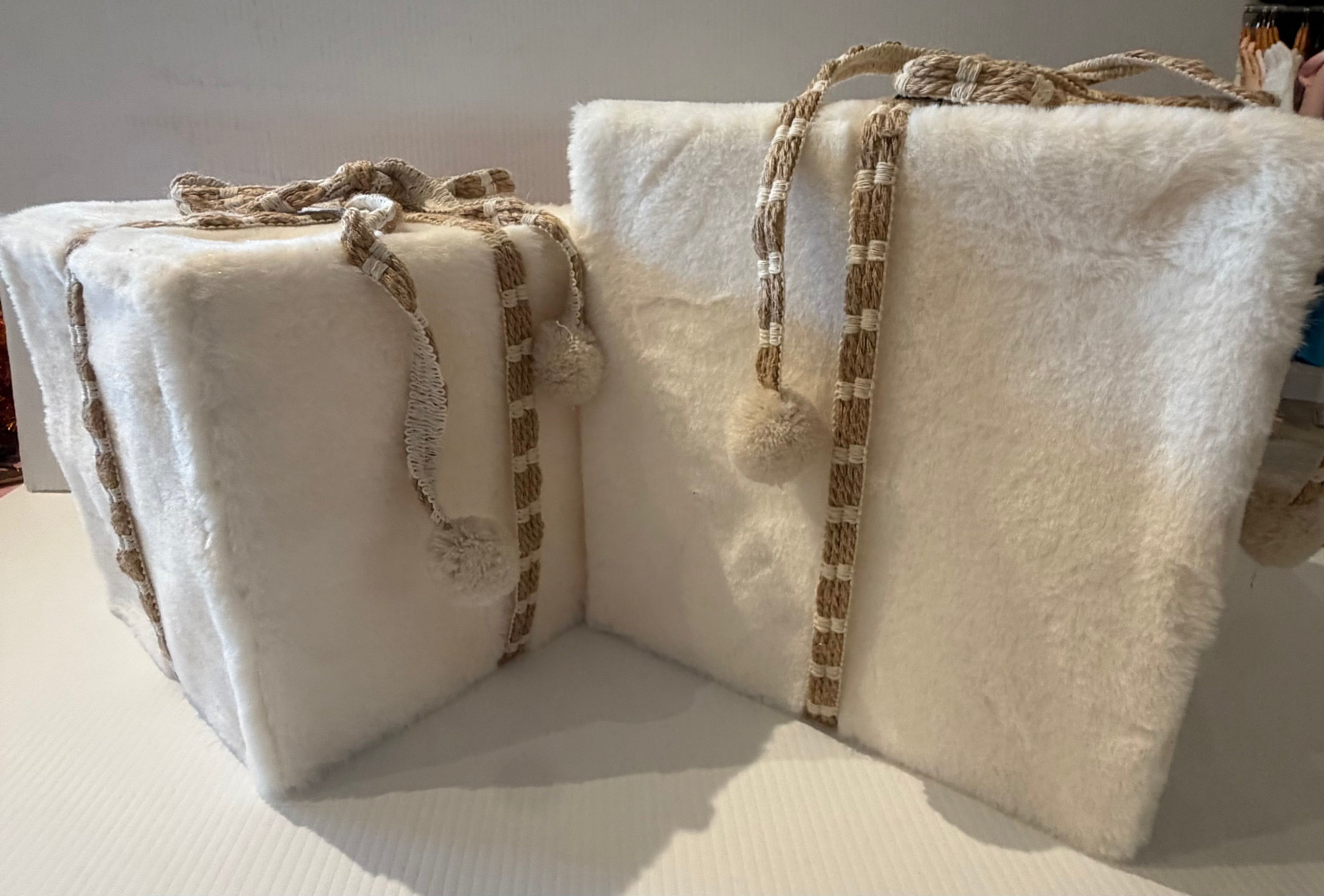 Fleece Seasonal cube Set (2)